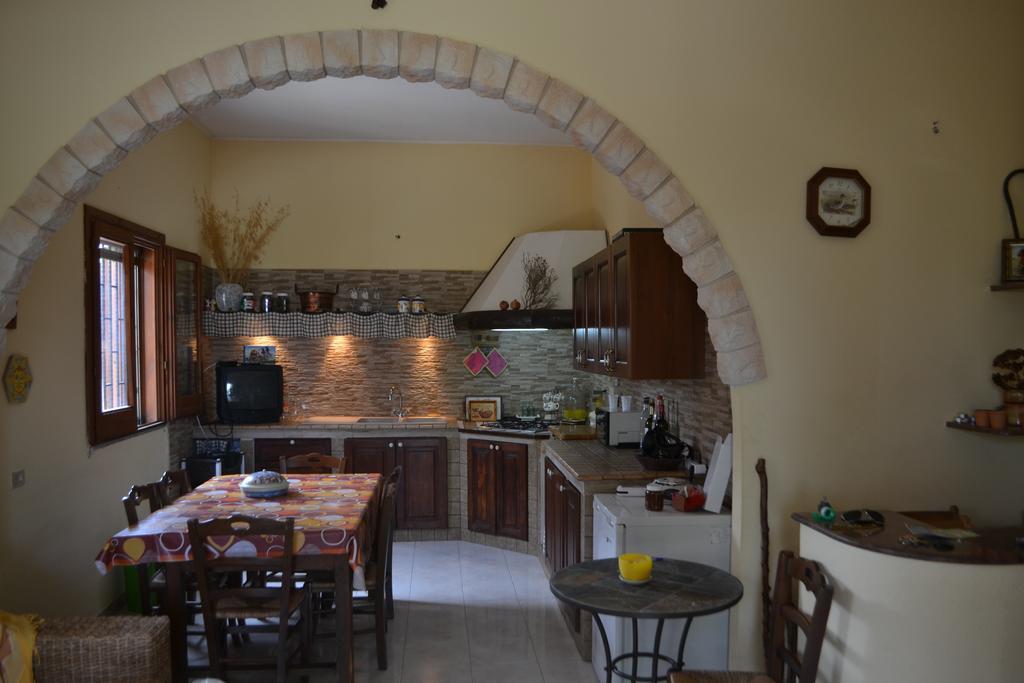 Villa Rosa - Ai Piedi Dell'Etna بروكولي المظهر الخارجي الصورة